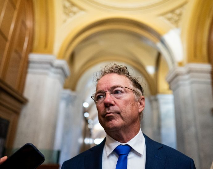 senators-want-extremism-researchers-to-surrender-documents-linked-to-right-wing-grudges