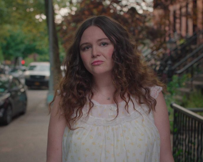 lena-dunham’s-‘too-much’-ends-after-just-one-season-on-netflix