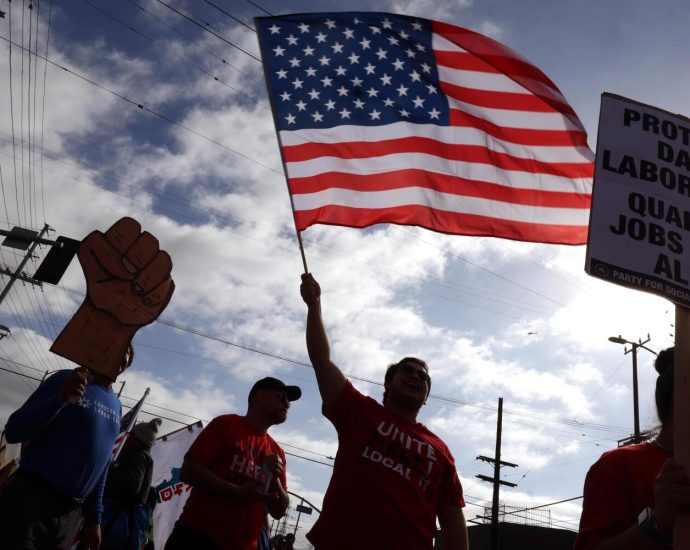 an-la-man-was-detained-in-an-immigration-raid.-no-one-knows-where-he-is