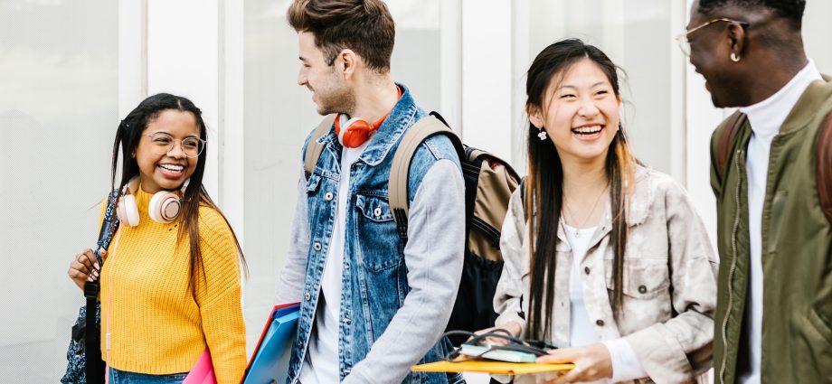 first-comes-love,-then-comes-…-more-us-teen-girls-not-dreaming-of-marriage