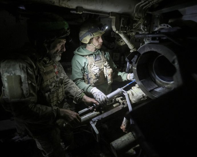 russia-claims-more-land-in-ukraine-as-us-pushes-its-plan;-eu,-uk-regroup