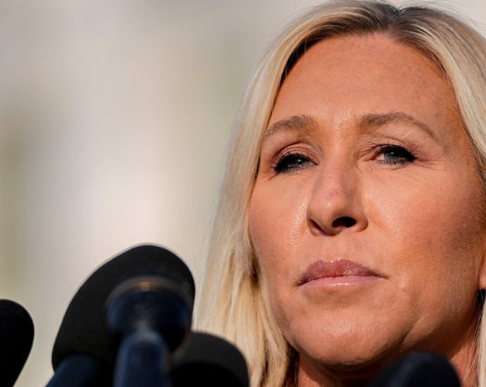 marjorie-taylor-greene-to-resign-from-congress