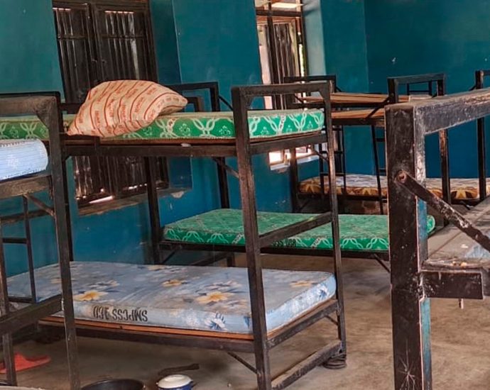 more-than-300-nigerian-students-abducted-from-a-catholic-school