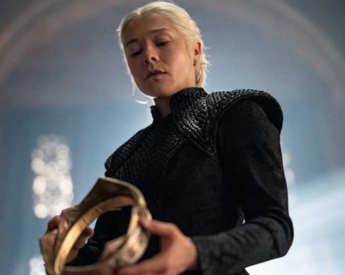 first-look-at-rhaenyra-targaryen-in-house-of-the-dragon-season-three-is-driving-sapphics-wild