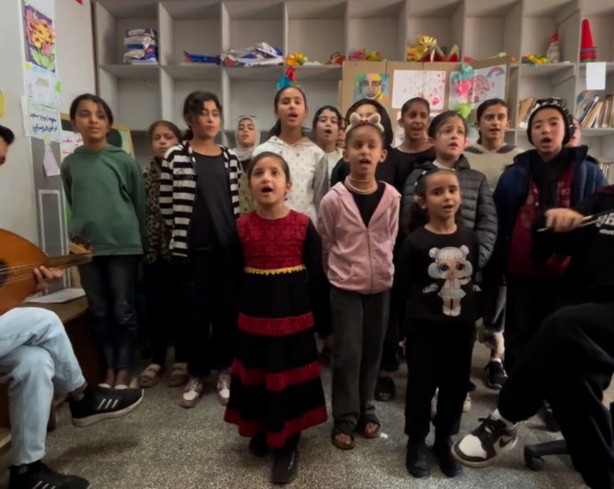 palestinian-children-from-gaza’s-nuseirat-choir-perform-viral-‘drone-song’