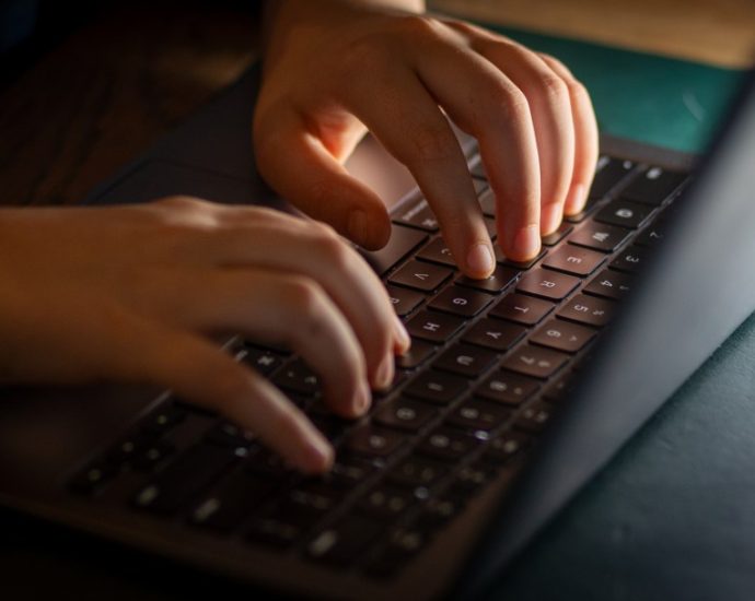 ‘764’-network-linked-with-high-profile-us-crimes:-ex-fbi-agent