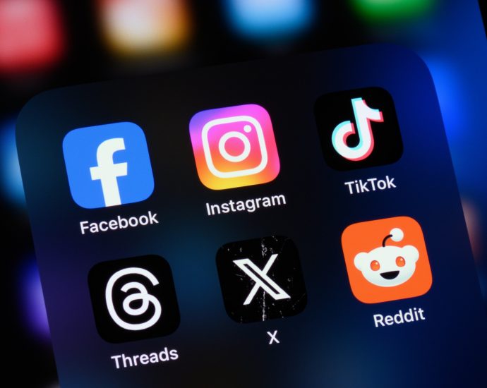 are-tech-companies-using-your-private-data-to-train-ai-models?