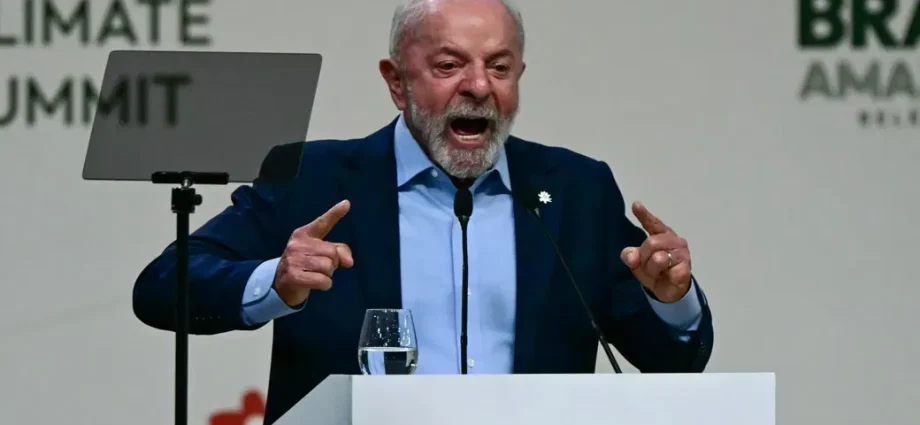 10-years-after-the-paris-agreement,-world-leaders-are-abandoning-its-most-famous-goal