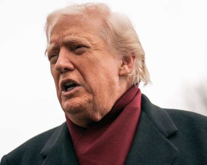 the-traitor-branded-gun-evokes-assassination-attempt