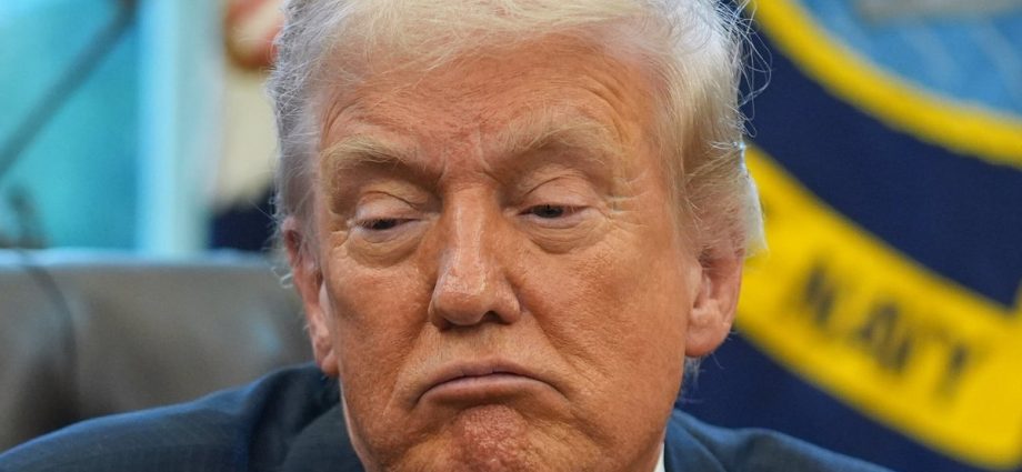 the-traitor-white-house-hit-with-highly-embarrassing-community-note:-‘however…’