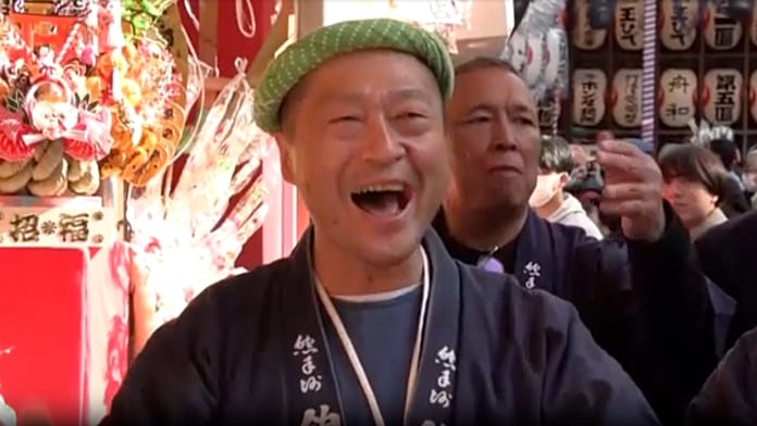 tokyo’s-centuries-old-tori-no-ichi-festival-attracts-visitors-to-ootori-shrine