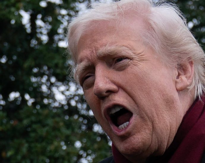 while-you-were-sleeping:-here-are-the-239-words-the-traitor-posted-after-midnight