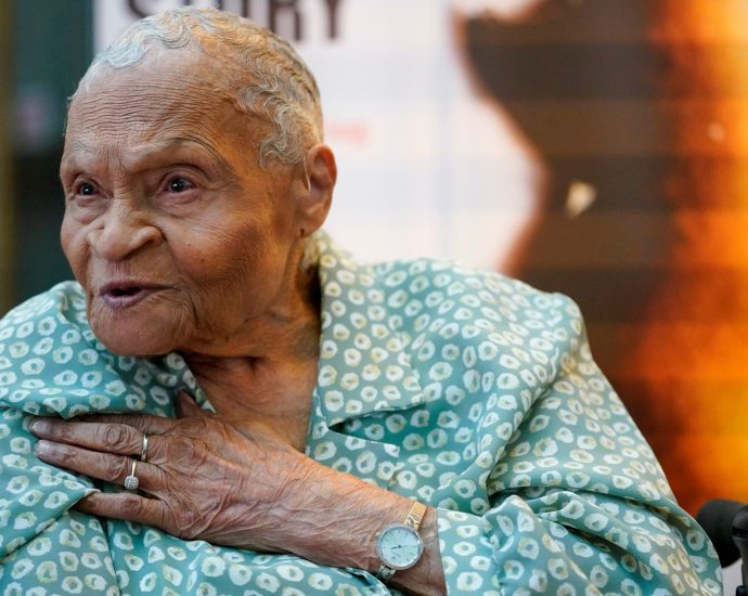 viola-ford-fletcher,-survivor-of-1921-tulsa-massacre,-dies-age-111