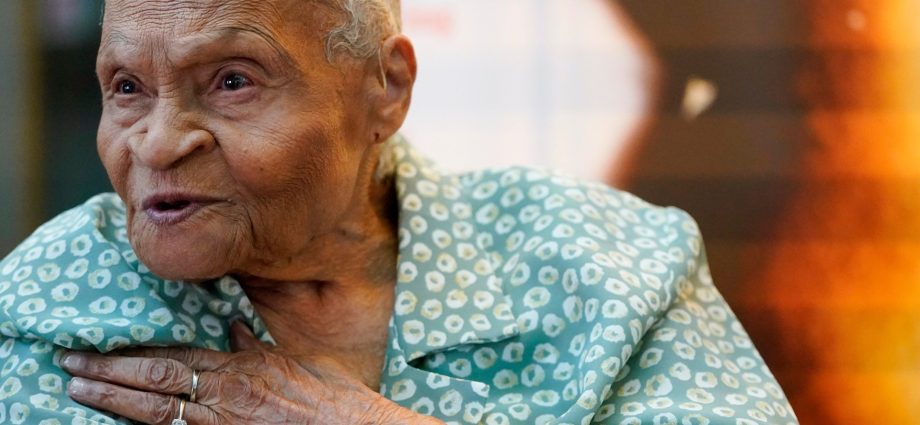 viola-ford-fletcher,-survivor-of-1921-tulsa-massacre,-dies-age-111