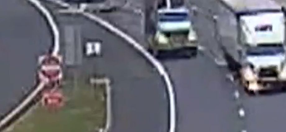 dump-truck-slams-into-sign-on-ohio-highway