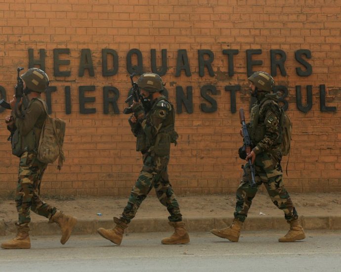 what-are-the-risks-of-afghanistan-pakistan-tensions-escalating?