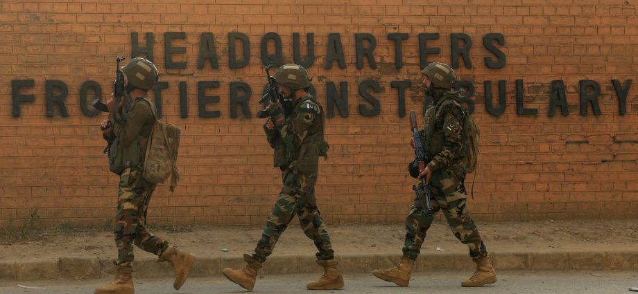 what-are-the-risks-of-afghanistan-pakistan-tensions-escalating?