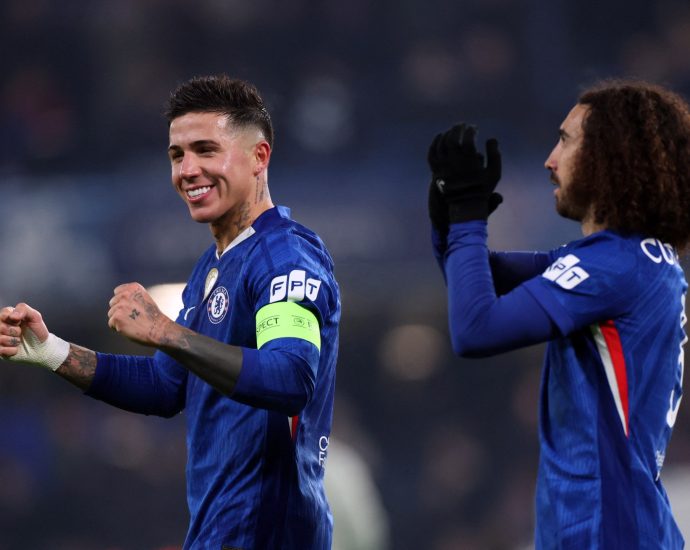 chelsea-thump-barcelona-in-champions-league-as-man-city-also-lose