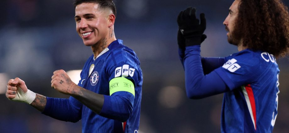 chelsea-thump-barcelona-in-champions-league-as-man-city-also-lose