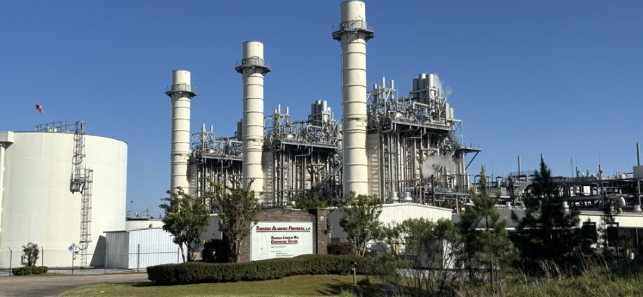 alabama-power-seeks-to-delay-rate-hike-for-new-gas-plant-amid-outcry