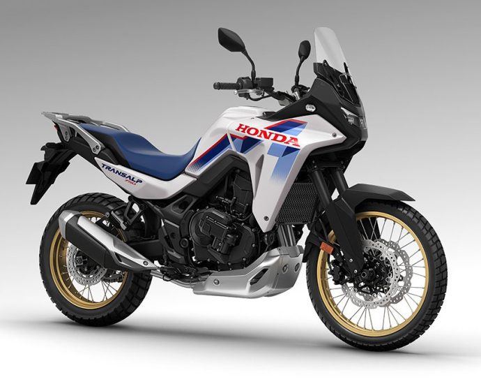 honda-debuts-its-first-electric-motorcycle