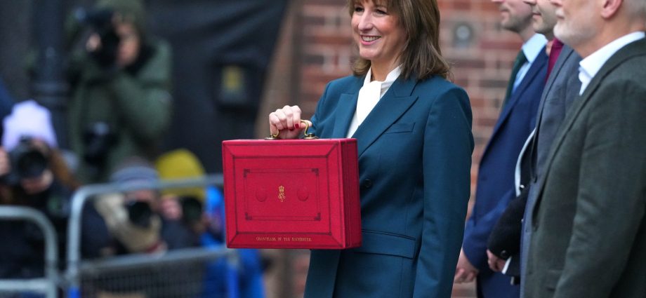 uk-unveils-significant-tax-rises-in-budget-after-‘shambolic’-forecast-leak