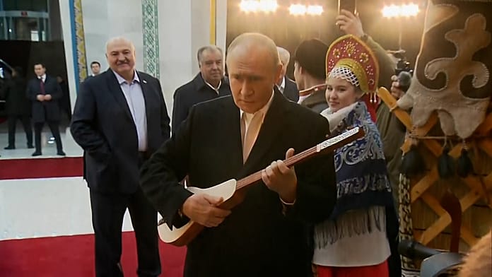 putin-plays-komuz-in-kyrgyzstan-during-state-visit-with-lukashenko