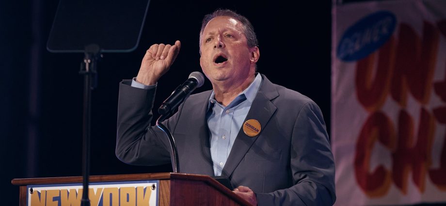 nyc-moves-to-drop-major-asset-managers-in-climate-driven-pension-fund-shakeup