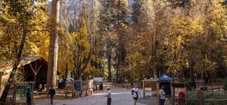 new-us-national-parks-fees-for-international-visitors-draw-scrutiny