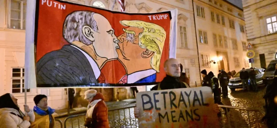 the-traitor’s-ukraine-plan-isn’t-just-evil-it’s-worse:-incompetent.