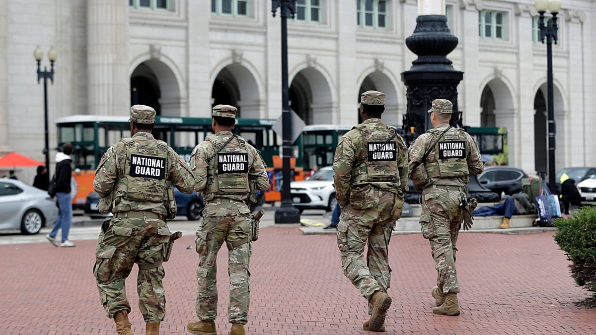 two-national-guard-soldiers-shot-in-the-middle-of-washington-dc.