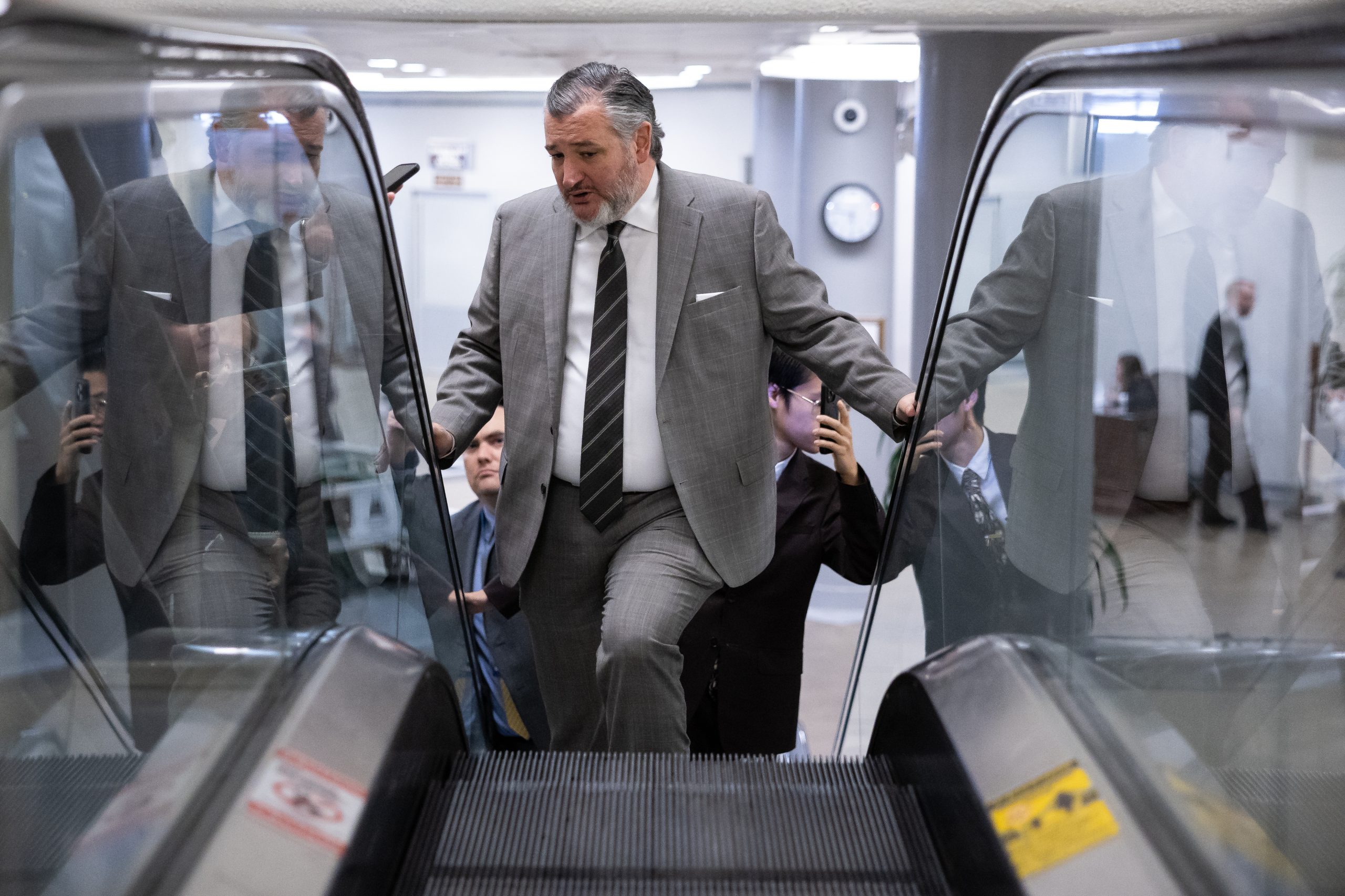 White House presses Congress for drone powers ahead of World Cup, Olympics