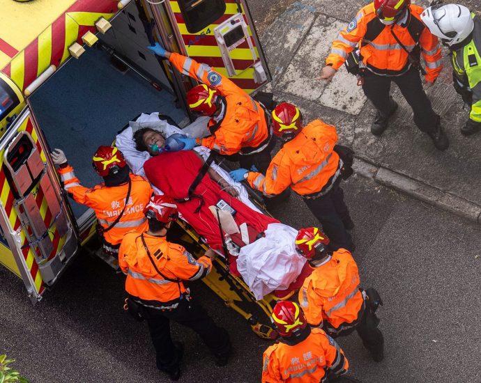 hong-kong-blaze-death-toll-reaches-55-as-rescue-operations-continue