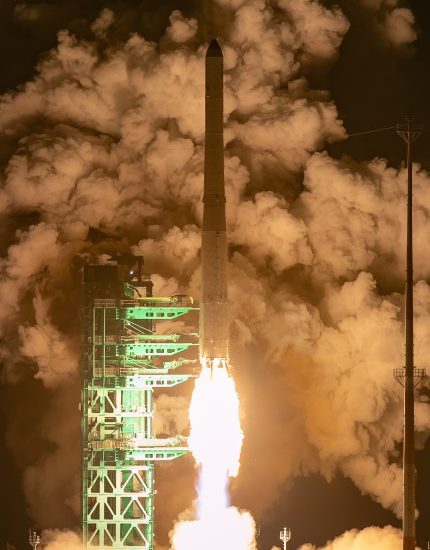 south-korea’s-largest-satellite-launched-on-nuri-rocket-in-ambitious-space-mission