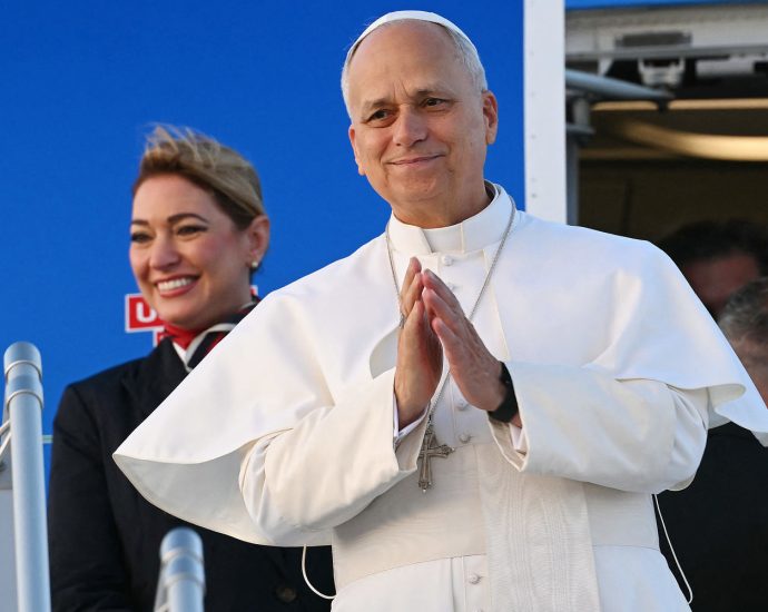 pope-leo-arrives-in-turkey-with-mission-to-heal-christian-divide-on-first-foreign-trip