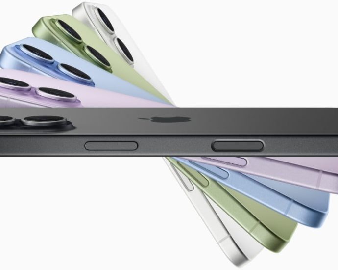 apple’s-lousy-ai-didn’t-stop-it-beating-samsung’s-smartphone-sales-for-the-first-time-since-2011