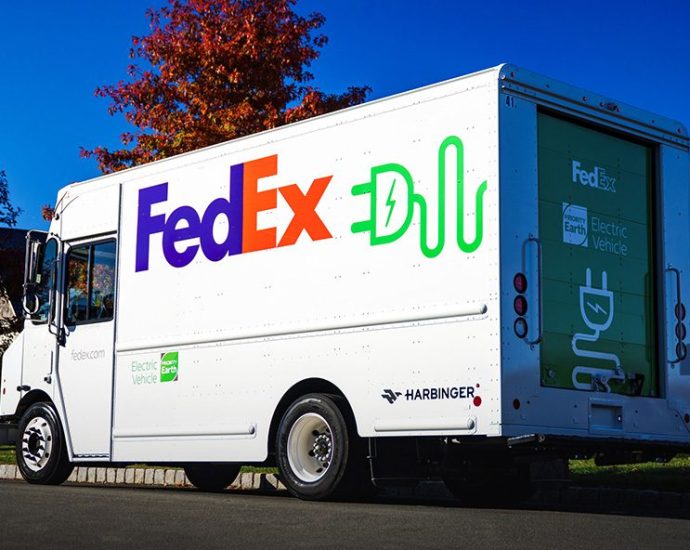 electric-truck-maker-harbinger-raises-$160-million-in-funding,-sells-53-trucks-to-fedex