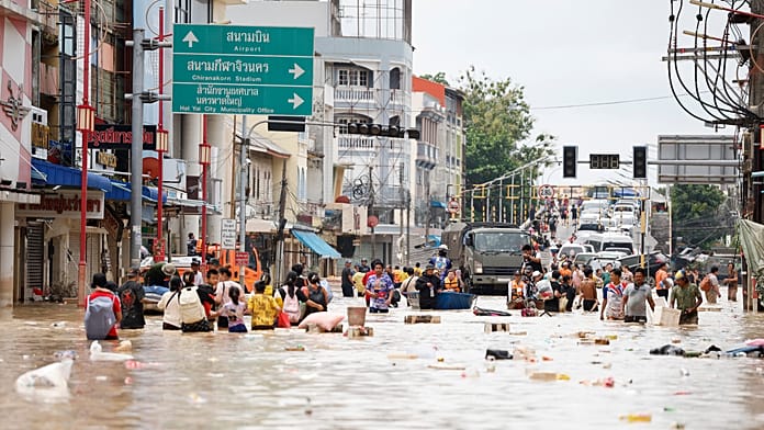 death-toll-from-severe-flooding-in-southern-thailand-rises-to-over-80