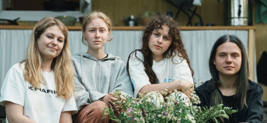 war-made-ukrainian-children-“more-responsible.”-it-also-gave-them-ptsd