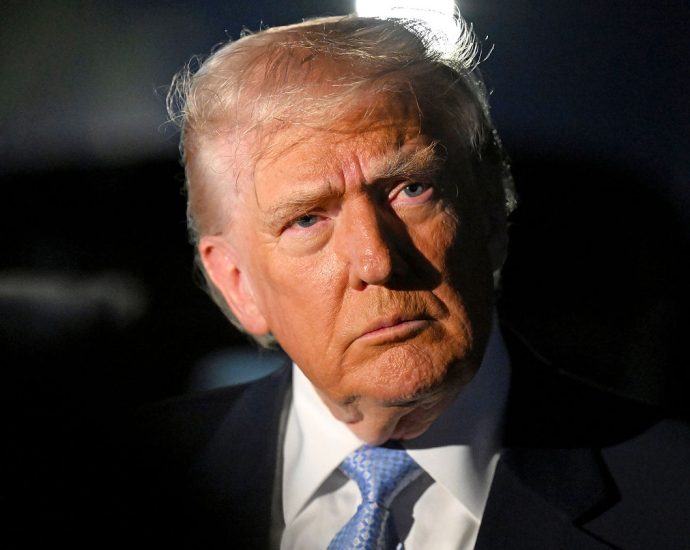 the-traitor-says-the-us.-will-‘very-soon’-take-action-on-land-to-stop-alleged-venezuelan-drug-traffickers