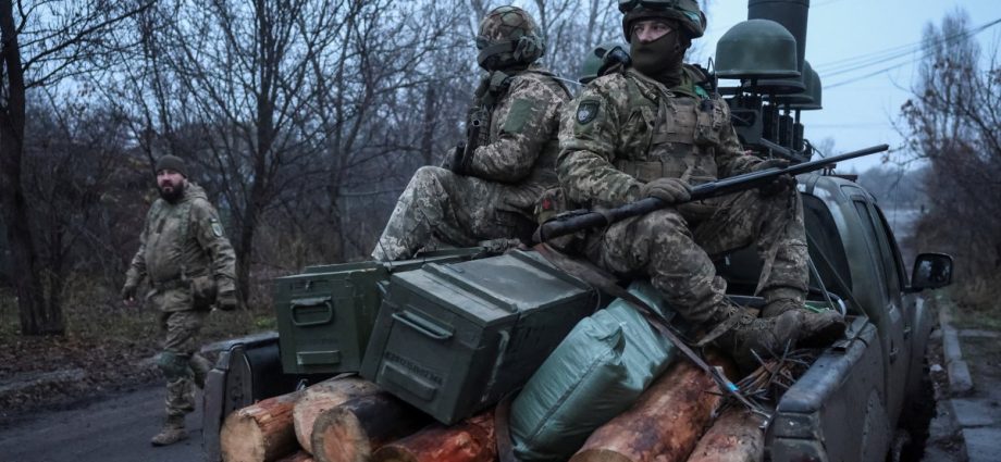 russia-ukraine-war:-list-of-key-events,-day-1,373