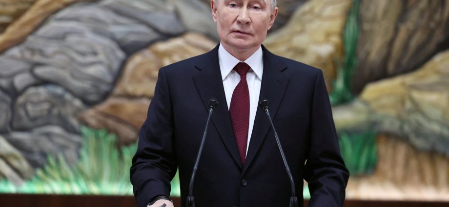 putin-says-he-is-ready-to-guarantee-in-writing-no-russian-attack-on-europe