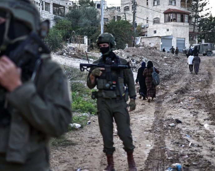 live:-israel-bombs-syria,-gaza-after-extrajudicial-killings-in-west-bank