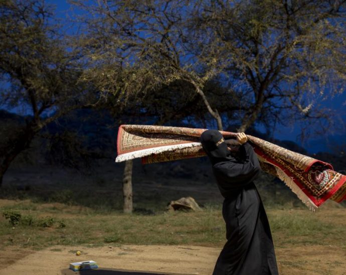 in-saudi-arabia’s-green-highlands,-a-different-kingdom-emerges