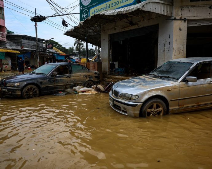 death-toll-from-flooding-in-southern-thailand-reaches-at-least-145