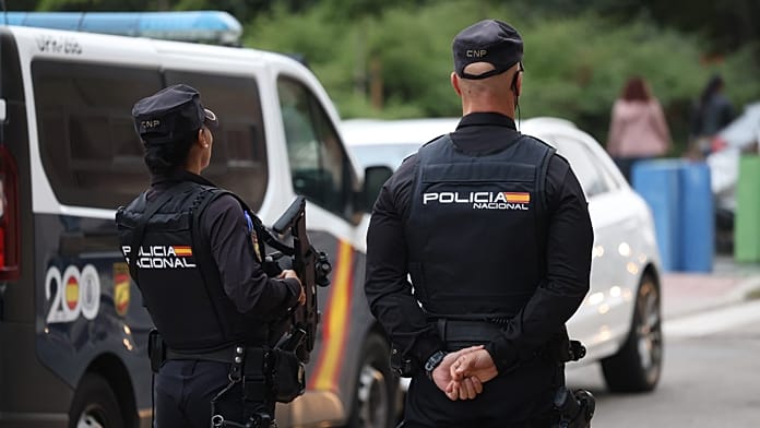 spanish-police-arrest-two-camorra-crime-mob-fugitives-wanted-by-italy