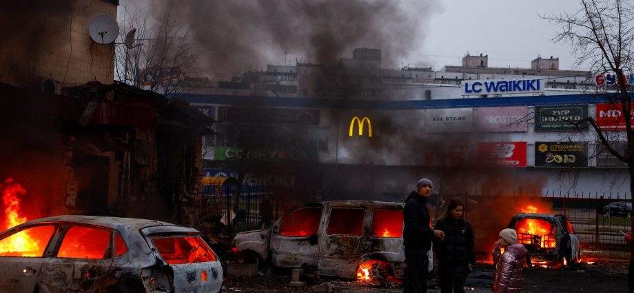 russia-ukraine-war-live:-kyiv-comes-under-deadly-drone,-missile-attacks