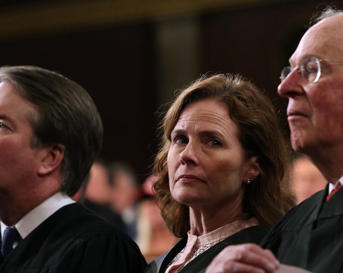 the-supreme-court’s-ethics-code-is-a-joke-big-oil-knows-that.