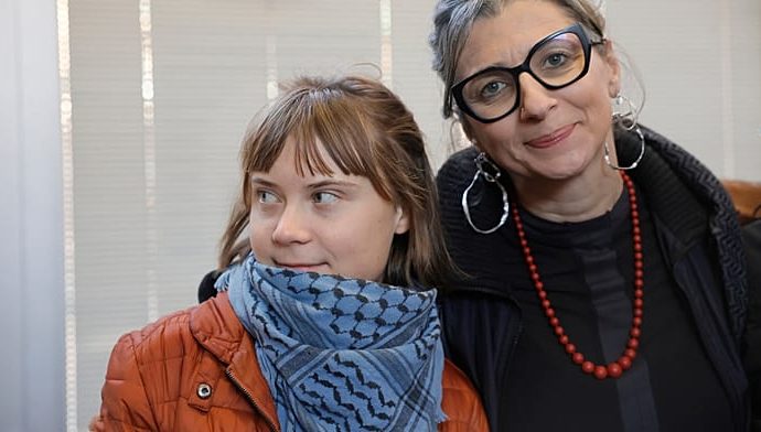 global-mobilisation-in-solidarity-with-palestine:-thunberg-and-albanese-lead-march-in-rome