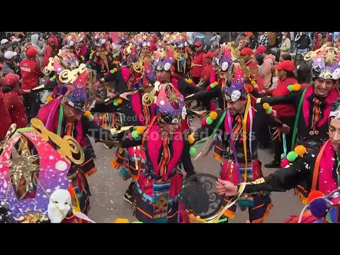 bogota-hosts-colombia’s-unesco-recognized-blacks-and-whites-carnival